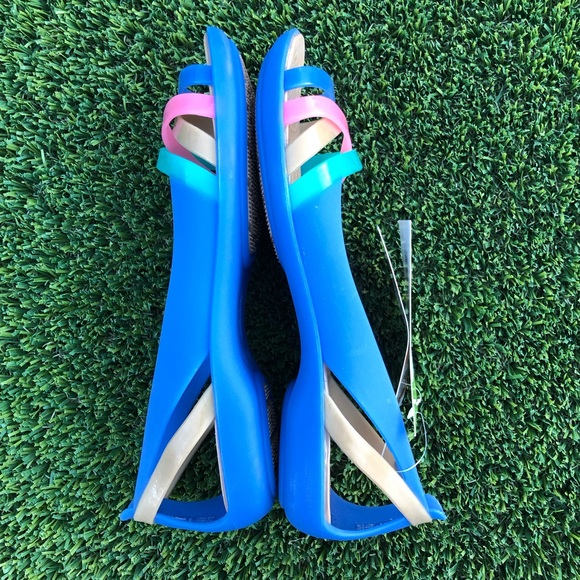 Crocs Isabella Huarache Sandal - Picture 6 of 8